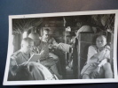 Photo Originale. Afrique. Tchad. Intérieur D'un Junker  Transportant Le Gouverneur, Le Comte Henri De Mauduit En 1950 - Aviación