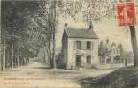 Orne - Ref A430- Ecouché - Avenue D Argentan Et Ecole De Garcons  - Carte Bon Etat    - - Ecouche