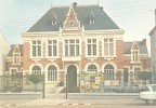 62.  VITRY-EN-ARTOIS.  L'HÔTEL DE VILLE. TRES GROS PLAN. PANNEAU D'AFFICHAGE. 3CV. CPSM. - Vitry En Artois