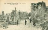 CPA-  Somme-MONTDIDIER ,la Rue Saint Pierre  (voir Dos)   Y544 - Montdidier
