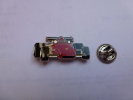 Auto Ferrari F1 , Dimensions : 15 X 32 Mm , En époxy , Fond Argent , Verso Quadrillé , Signé BI - Ferrari