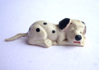 101 DALMATIEN - Figurine JIM - QUI DORT Collier Rouge (1) - WALT DISNEY - Disney