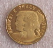 RANIERI E GRACE - Medaille ( Monaco ) * Métal - Imitation Or * Signature : SCILTIAN 71 ( Medal - Metal , Imitation Gold) - Royaux / De Noblesse