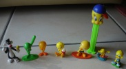 8 Figurines Dont 1 Pez TITI Et Gros Minet - Other & Unclassified