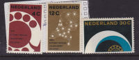 PAYS BAS N°752/754 AUTOMATISATION DU RESEAU TELEPHONIQUE** - Unused Stamps