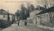 ( CPA 77 )  CLAYE  /  Rue Du Pont-Neuf  -  École Des Filles  - - Claye Souilly