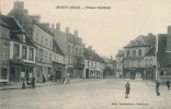MOUY - Place Cantrel (animation) - Mouy
