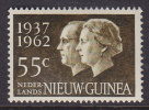 Netherlands New Guinea 1962 Mi. 75       55 C Silberhochzeit Des Königspaares MH* - Nuova Guinea Olandese