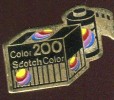 PIN'S SCOTCH COLOR - Photographie