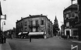 CARTE POSTALE SEMI-MODERNE. NEUILLY-SUR-MARNE.  ANNEES 1950. - Neuilly Sur Marne