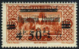 Grand Lebanon #82a Mint Lightly Hinged Double Overprint From 1927 - Ungebraucht