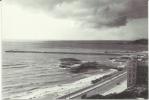 Cartolina  Illustrata Di   GELA  -  Nuova -  Spiaggia Con Lido Conchiglia E Pontile Sbarcatoio -  Anno 1970. - Gela