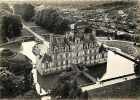 Eure -gd Format -ref A829- En Avion Au Dessus De  Beaumesnil - Le Chateau - Vue Aerienne - Carte Bon Etat  - - Beaumesnil