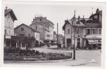 22 -  ANNEMASSE  (Hte-Savoie)  -  La  Place  De  La  Gare  Et  Les  Hôtels - Annemasse