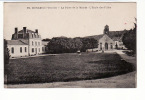 Carte 1915 MONTAIGU / LA PLACE DE LA MAIRIE / L'ECOLE DES FILLES - Montaigu