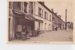 SAINT VRAIN - Le Café-Tabac Et  Rue Saint-Caprès - Saint Vrain