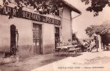 PONT De VAUX PORT. Maison Giraudon. ("Au Rendez-vous Des Pêcheurs", Enfants, Hommes à L’apéritif, Animation). - Pont-de-Vaux