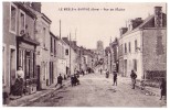 LE MESLE-SUR-SARTHE  ( Orne )  Rue De L'Église  ( Belle Carte Animée...) - Le Mêle-sur-Sarthe
