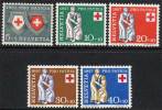 SUISSE - PRO PATRIA / 1957 SERIE # 590 à 594 ** / COTE 11.50 EURO (ref T384) - Ongebruikt