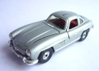 VOITURE - AUTOMOBILE -  CORGI - MERCEDES BENZ 300 SL - 1/43 ème - Corgi Toys