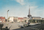 60 - GRANDVILLIERS - Place Barbier - L' Eglise St Gilles. 1970 - Grandvilliers