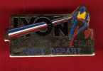 22097-pin's Cyclisme.Lyon.tour De France. - Wielrennen
