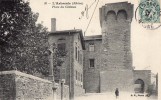 69 L'ARBRESLE - Place Du Château - L'Arbresle