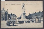 62 - Arques - Monument Aux Morts Et La Grand'Place - Arques