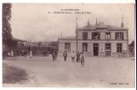 BRIOUZE ( Orne )  Place De La Gare  ( Carte En Bon état...) - Briouze