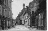 18 GRACAY  RUE LUDOVIC MARTIN  MAGASINS CHAPEAUX  COUTURIER - Graçay