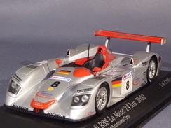 Minichamps 430000908, Audi R8R #8 Winner Le Mans 2000 Team Joest, Biela - Kristensen - Pirro, 1:43 - Minichamps