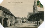 CPA : ORGEVAL : La Place De L'Eglise (CARTE EN MAUVAIS ETAT CAR LA CARTE EST COUPEE AUX 4 COINS) - Orgeval