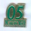 Pin's NUMERO VERT - Indicatif 05 - Zamac - B447 - France Telecom