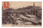 CPA 45 - Courtenay - La Place, Le Jour Du Marché - Courtenay