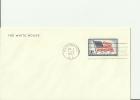 USA 1957 - RARE FDC 4 CENTS FLAG STAMP -SPECIAL ON WHITE HOUSE ENVELOPE (WRITING ON LEFT IN RELIEF ) -W1 STAMP OF 4 C. P - 1951-1960