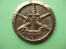 Médaille En Bronze : école D´application De L´arme Blindée Cavalerie 1994 & - Francia