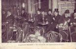 Paris..  Politique   La Grève De L'électricité  Terrasse De Café éclairée Par Des Bougies ( Petit Pli) - Lotti, Serie, Collezioni