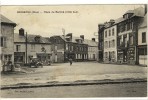 Carte Postale Ancienne Songeons - Place Du Marché Côté Sud - Songeons