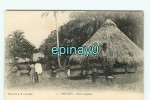 B - DAHOMEY - Village - Types - Cases Indigénes - édition C.G.A.F CL André - Dahomey