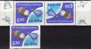 ZD-Paar 1977 Wostok Mercury Polen 2539 Plus KD ** 3€ Erde Satelit Se-tenant Out Bloc Space Sheetlet Fogli Bf Of POLSKA - Unused Stamps