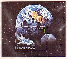 BULGARIA / BULGARIE - 1991 - Conquete De L'espace - Navette Spatiale En Orbite Entre Terre Et Lune - Bl** - Blocks & Kleinbögen