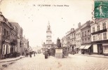 LE CATEAU - La Grande Place - Superbe Carte Animée - Le Cateau