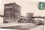 LE CATEAU - La Gare - Superbe Carte Très Animée - Le Cateau