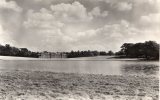 29925   Regno  Unito,    Woburn  Abbey,  Bedfordshire,  From  Across  The  Lake,  VG  1965 - Autres & Non Classés