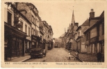 CPA . NEUCHATEL  EN BRAY ...GRANDE RUE FAUSSE PORTE (av Juin 1940).Circulé 1942. BE.animé. - Neufchâtel En Bray