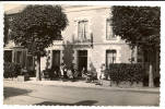 LA GUERCHE DE BRETAGNE - Hotel Des Gares - Terrasse Animée - La Guerche-de-Bretagne