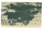 Grotte De LACAVE (46)  - CPA  - Entrée De La Grotte En 1902 Alors Qu'elle Servait D'église ... Messe, Prêtre - Lacave