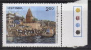 India MNH 1983, Traffic Light /  World Tourism Organisation, Ghats Of Varanasi - Unused Stamps