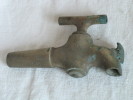 Grand Robinet Laiton Bronze Ancien Cannelle à Frapper Cuve Fût Tonneau Vin Barrique Vigneron Oenologie Chantepleure - Altri & Non Classificati