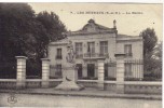 Cpa Les Mureaux "La Mairie - Les Mureaux